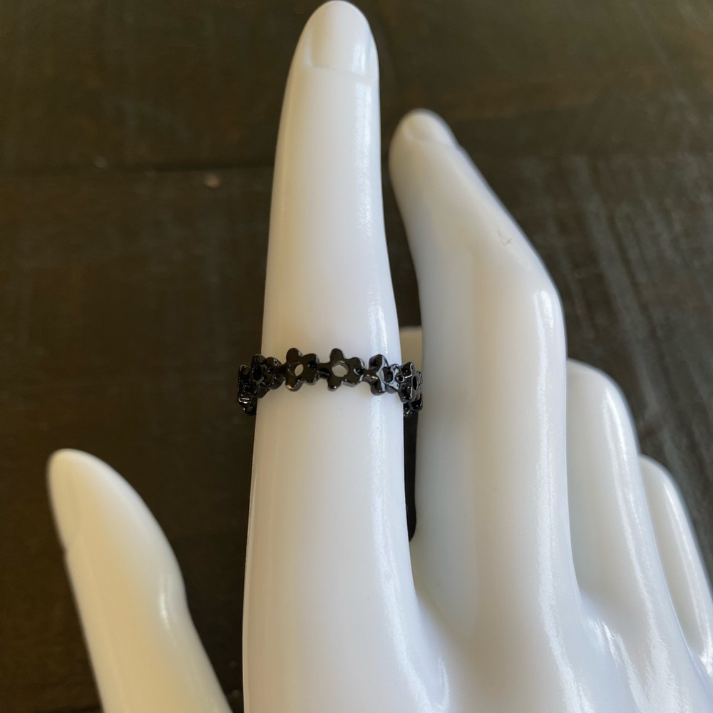Black Floral Band Ring - Women's Fashion Ring